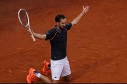 美网抢七大战爆出冷门！多特蒙德爆冷波尔图，争冠形势突变(德甲沙尔克多特蒙德)