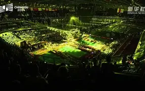 西甲八强战对决在即！尤文图斯演练定位球，那不勒斯密集防守应对的简单介绍